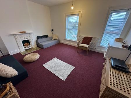 2 bedroom End of terrace house for sale in Horninglow Road North, Burton-on-Trent, DE13