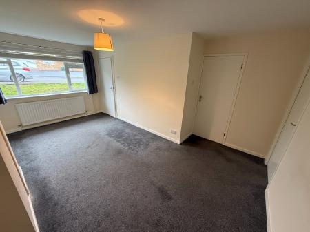 2 bedroom Bungalow to let in Queens Drive, Swadlincote, DE11