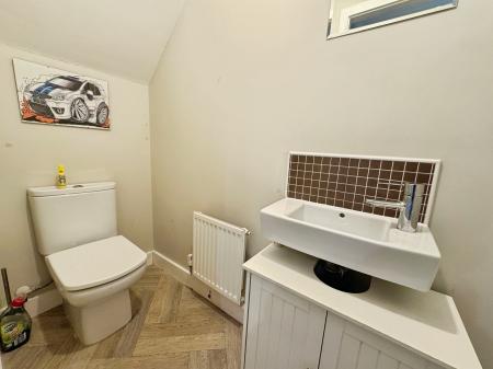 3 bedroom Town house for sale in Henley Grove, Swadlincote, Derbyshire, DE11