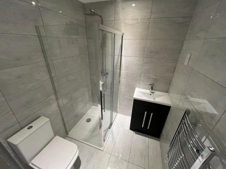 1 bedroom Duplex to let in Waterloo Street, Burton-On-Trent, DE14