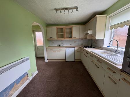 3 bedroom End of terrace house for sale in Hawthorn Avenue, Stapenhill, Burton-on-Trent, DE15