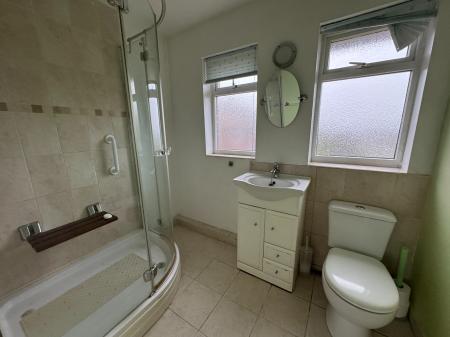 3 bedroom End of terrace house for sale in Hawthorn Avenue, Stapenhill, Burton-on-Trent, DE15