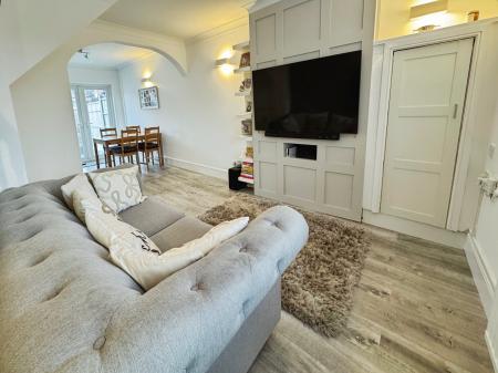 2 bedroom Terraced House for sale in Wood Lane, Newhall, Swadlincote, Derbyshire, DE11