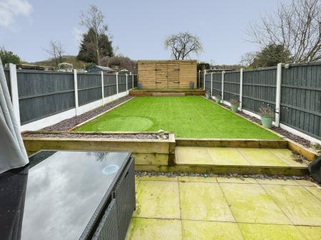 3 bedroom Terraced House for sale in Woods Lane, Stapenhill, Burton-on-Trent, DE15