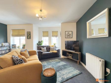 2 bedroom Flat for sale in Adam Morris Way, Coalville, LE67