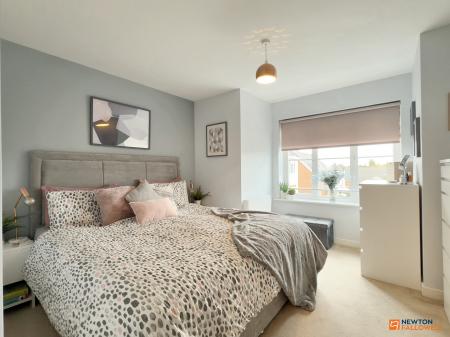 2 bedroom Flat for sale in Adam Morris Way, Coalville, LE67