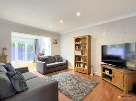 3 bedroom Detached house for sale in Alvis Dale, Rothley, LE7