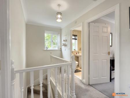 3 bedroom Detached house for sale in Alvis Dale, Rothley, LE7