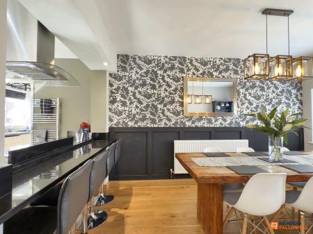 5 bedroom Detached house for sale in Abbotts Oak Drive, Coalville, LE67