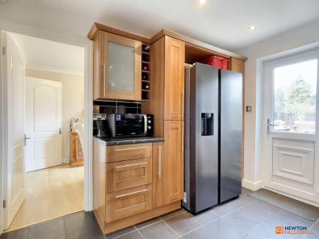 3 bedroom Link detached house for sale in Ashford Road, Whitwick, LE67