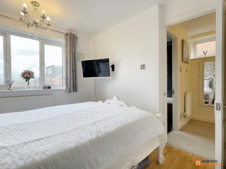 3 bedroom Link detached house for sale in Ashford Road, Whitwick, LE67