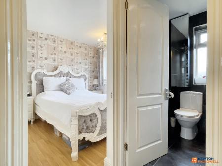 3 bedroom Link detached house for sale in Ashford Road, Whitwick, LE67