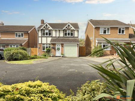 3 bedroom Detached house for sale in Bloom Close, Ravenstone, LE67