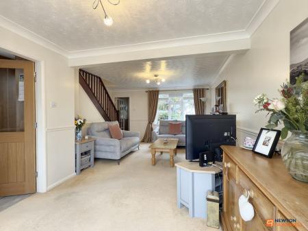 3 bedroom Detached house for sale in Bloom Close, Ravenstone, LE67