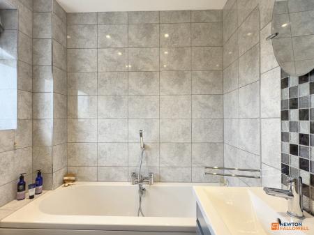 3 bedroom Detached house for sale in Bloom Close, Ravenstone, LE67