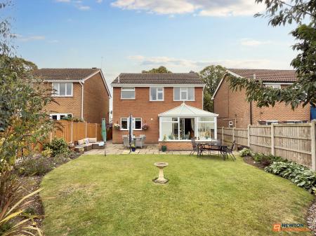 3 bedroom Detached house for sale in Bloom Close, Ravenstone, LE67