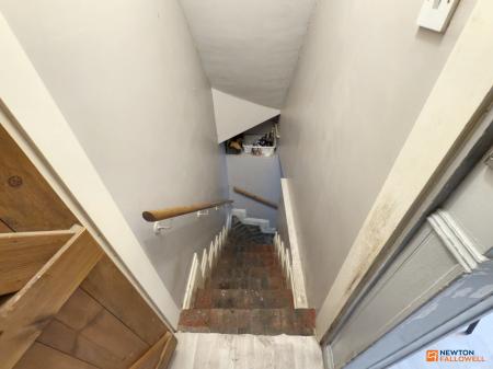 2 bedroom Terraced House for sale in Castle Street, Whitwick, LE67