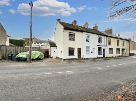 2 bedroom Terraced House for sale in Castle Street, Whitwick, LE67