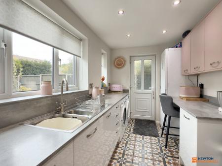 4 bedroom Detached house for sale in Curlew Close, Coalville, LE67