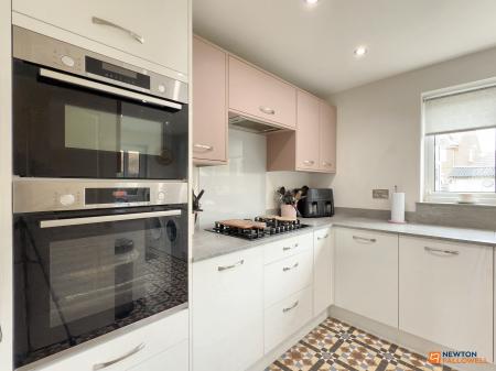 4 bedroom Detached house for sale in Curlew Close, Coalville, LE67