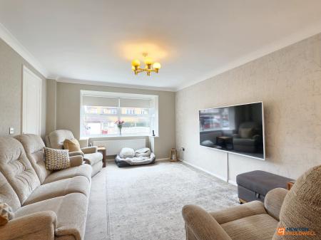 4 bedroom Detached house for sale in Curlew Close, Coalville, LE67