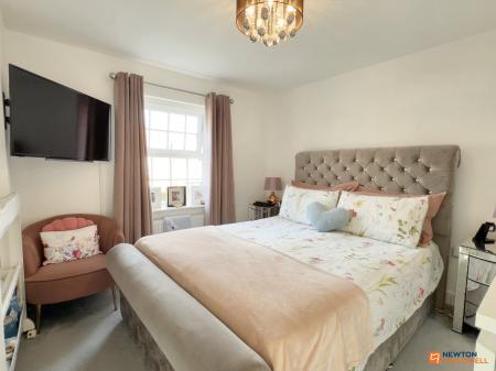 3 bedroom Detached house for sale in Glynn Street, Hugglescote, LE67