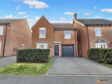 3 bedroom Detached house for sale in Glynn Street, Hugglescote, LE67