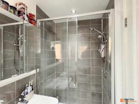 3 bedroom Detached house for sale in Glynn Street, Hugglescote, LE67