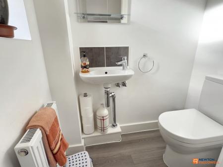 3 bedroom Detached house for sale in Glynn Street, Hugglescote, LE67