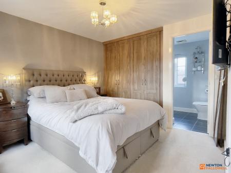 3 bedroom Detached house for sale in Harry Lane, Ibstock, LE67