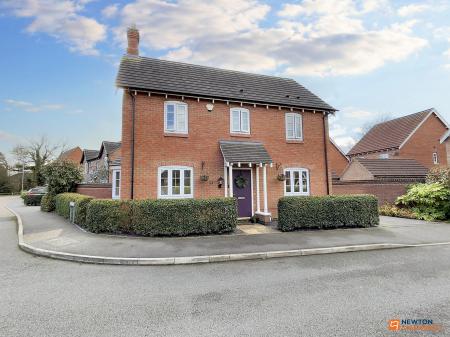 3 bedroom Detached house for sale in Harry Lane, Ibstock, LE67