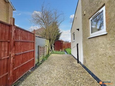 3 bedroom Semi-detached house for sale in Hermitage Road, Whitwick, LE67