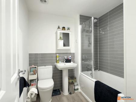 2 bedroom Semi-detached house for sale in Hodgetts Street, Hugglescote, LE67