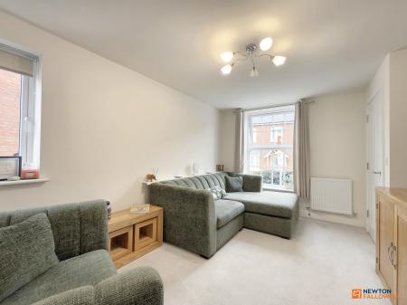 2 bedroom Semi-detached house for sale in Hodgetts Street, Hugglescote, LE67