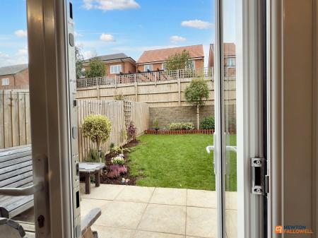 2 bedroom Semi-detached house for sale in Hodgetts Street, Hugglescote, LE67