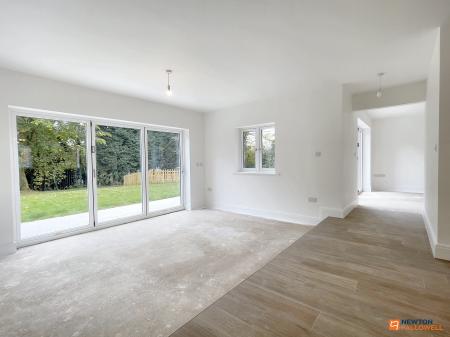 5 bedroom Detached house for sale in Langsmead Place, Coalville, LE67