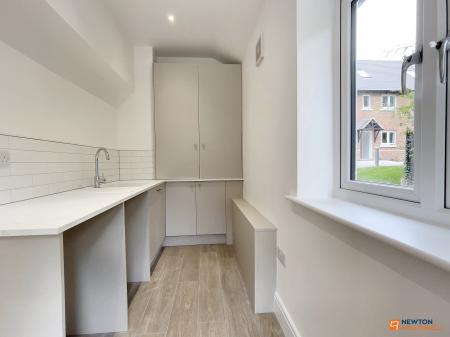 5 bedroom Detached house for sale in Langsmead Place, Coalville, LE67