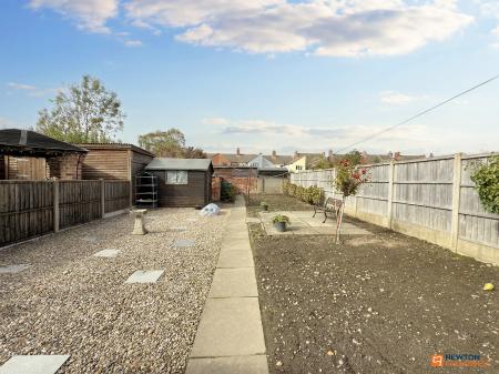 3 bedroom Semi-detached house for sale in Oxford Street, Coalville, LE67