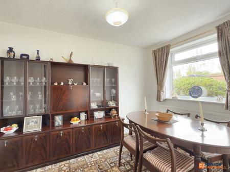 3 bedroom Semi-detached house for sale in Oxford Street, Coalville, LE67