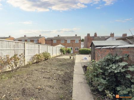 3 bedroom Semi-detached house for sale in Oxford Street, Coalville, LE67