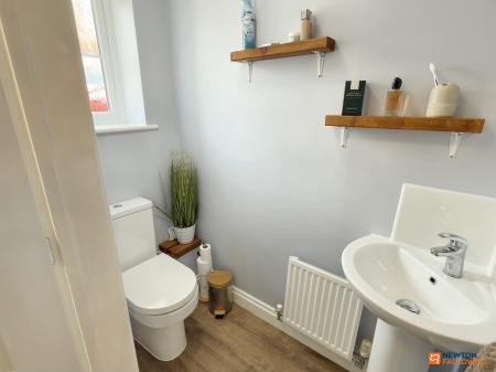 4 bedroom Detached house for sale in Parsonwood Paddock, Whitwick, LE67