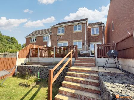 4 bedroom Detached house for sale in Parsonwood Paddock, Whitwick, LE67