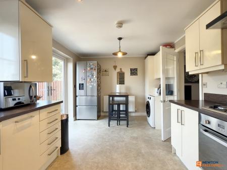 4 bedroom Detached house for sale in Parsonwood Paddock, Whitwick, LE67