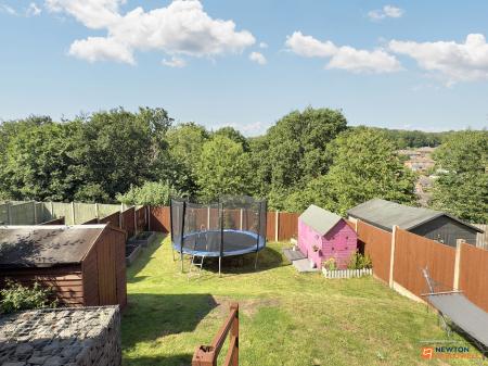 4 bedroom Detached house for sale in Parsonwood Paddock, Whitwick, LE67