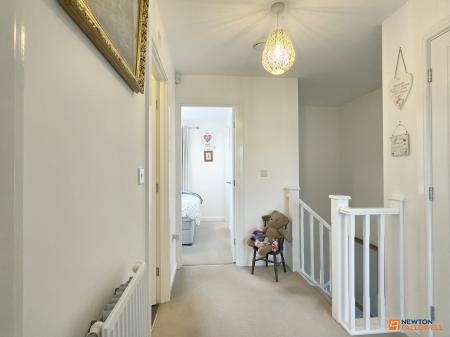 3 bedroom Semi-detached house for sale in Rennocks Place, Thringstone, LE67