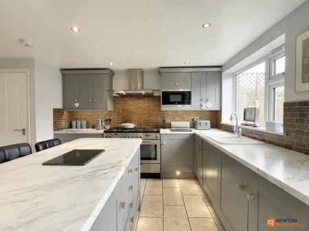 4 bedroom Detached house for sale in Silver Street, Whitwick, LE67