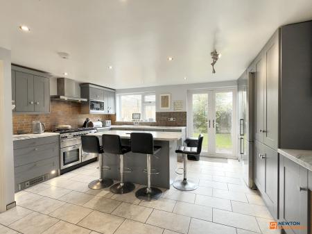 4 bedroom Detached house for sale in Silver Street, Whitwick, LE67