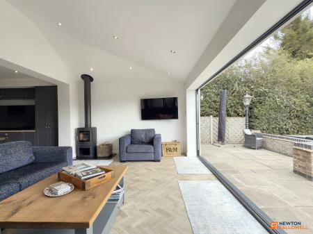 5 bedroom Detached house for sale in Station Hill, Swannington, LE67