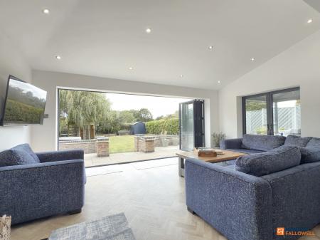 5 bedroom Detached house for sale in Station Hill, Swannington, LE67