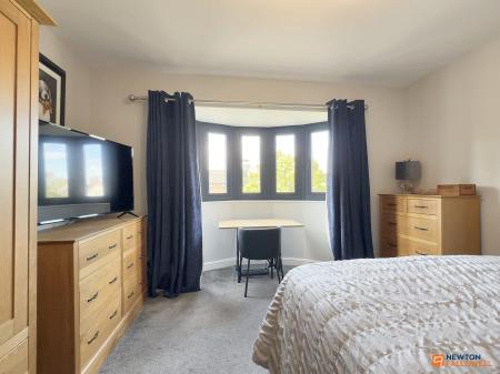 5 bedroom Detached house for sale in Station Hill, Swannington, LE67